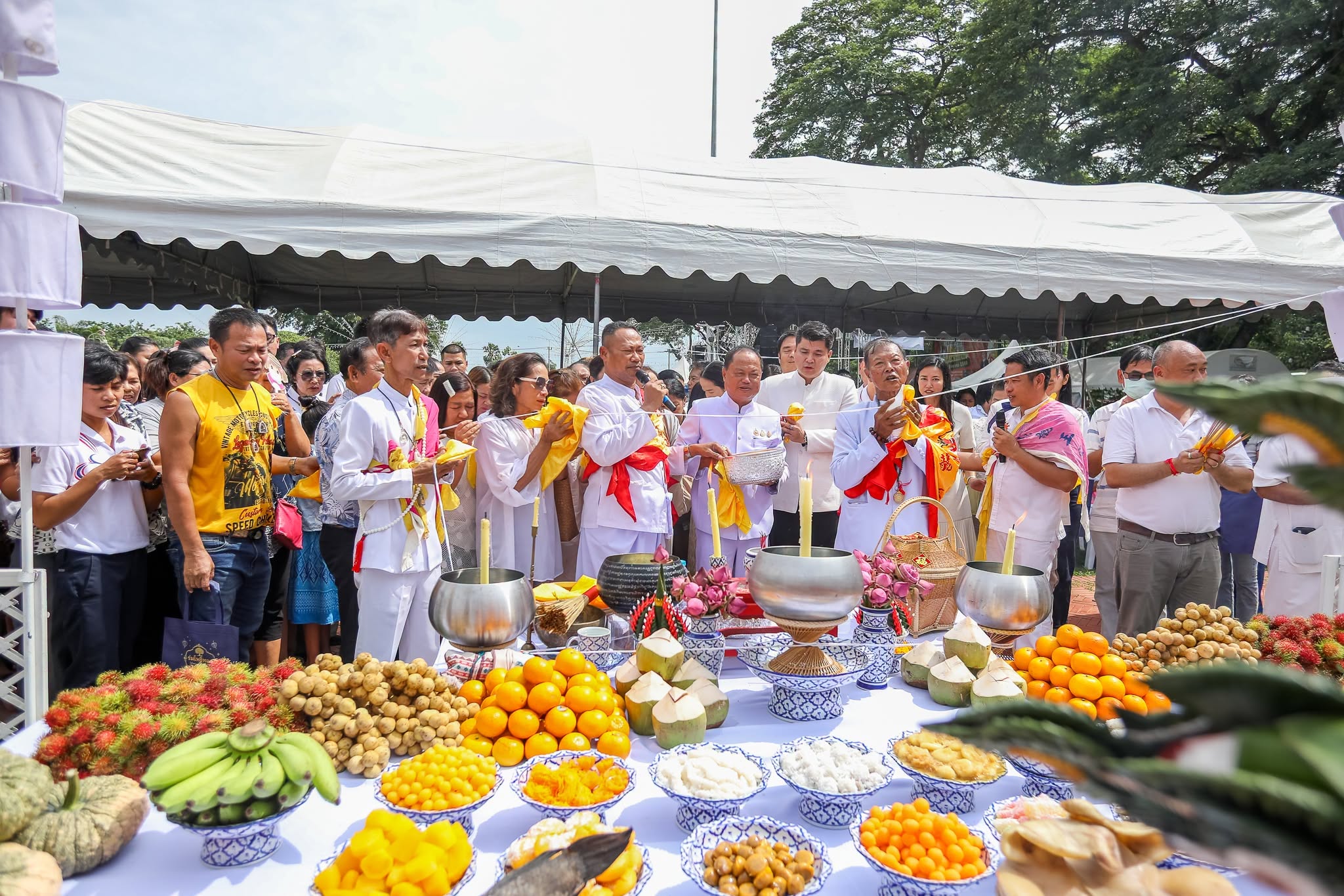 title - ส.ป.ก.อ่างทองเข้าร่วมพิธีมหามงคลบวงสรวงพระพุทธไสยาสน์ขุนอินทประมูลและสิ่งศักดิ์สิทธิ์วัดขุนอินทประมูล 🙏